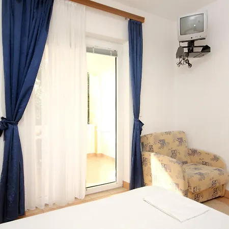 And By The Sea Pag - 3152 Гостевой дом 3*