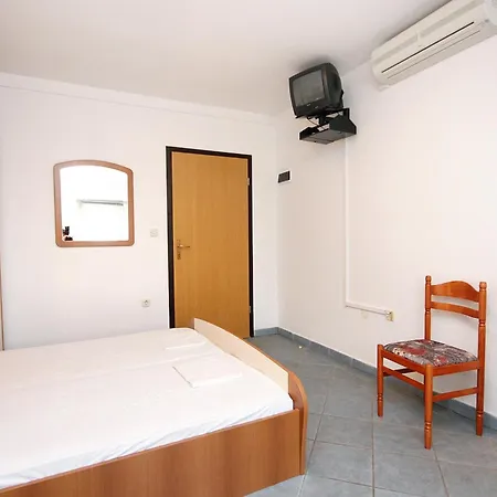 And By The Sea Pag - 3152 Gasthuis